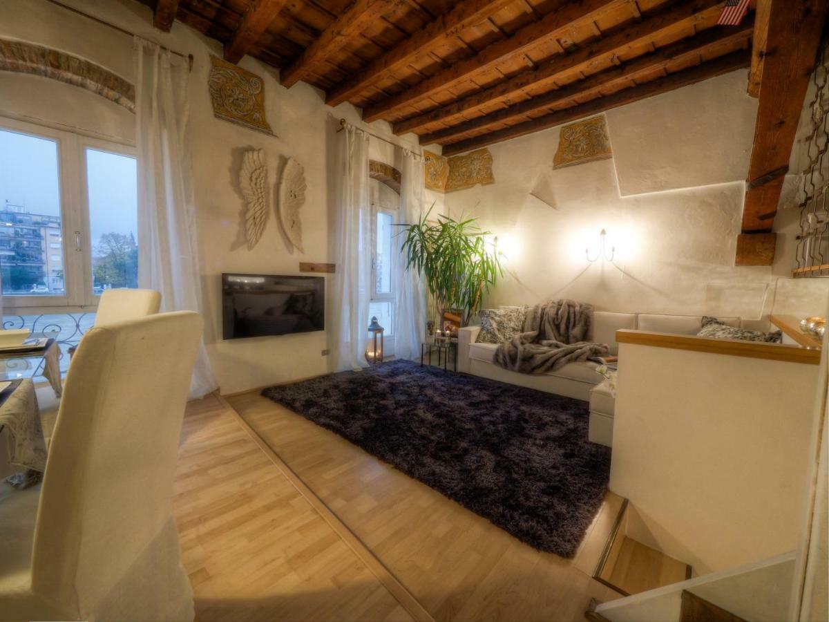 베로나 Casa Archi - Vista Sul Fiume 아파트 외부 사진